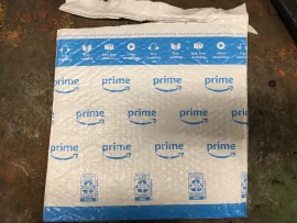 picture of plastic bubble wrap envelopes